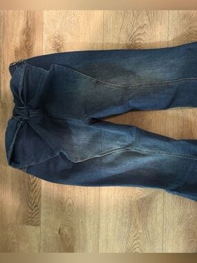 Dark Wash Blue Jeans